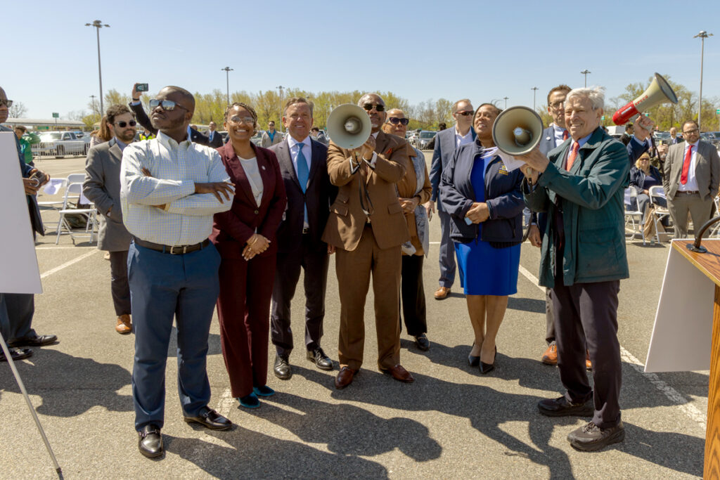 Gov. Hochul Announce Groundbreaking for New York State's Largest Solar Carport and Battery Storage System at JFK Airport