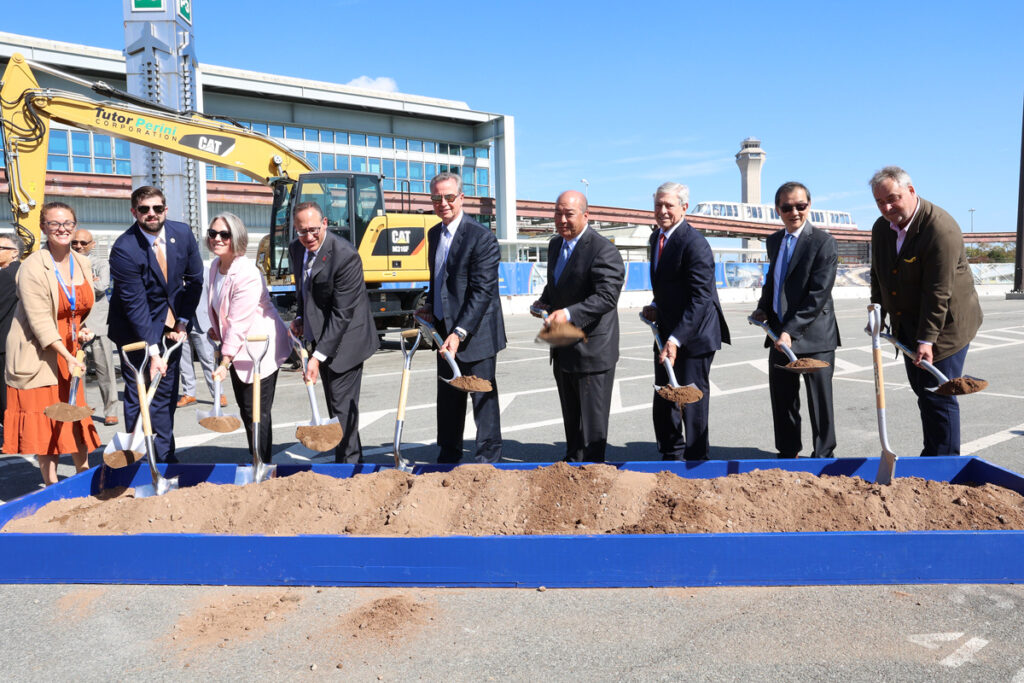 PANYNJ Breaks Ground on AirTrain System at Newark Liberty International Airport 54838914736 1aedcf8b9d k Metropolitan Airport News