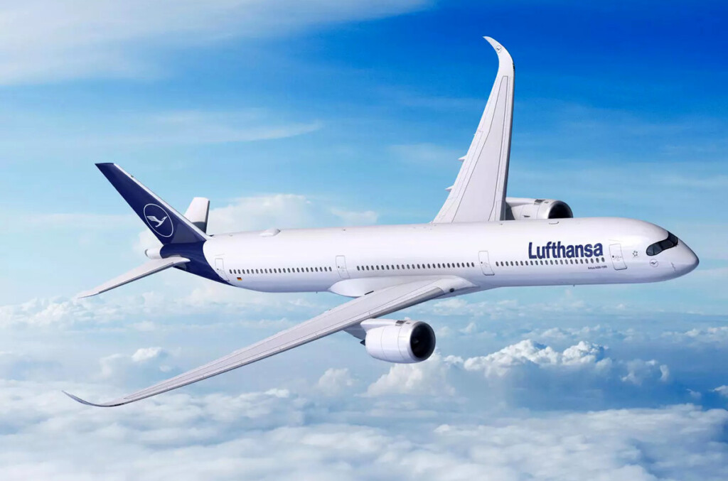 LUFTHANSA A350