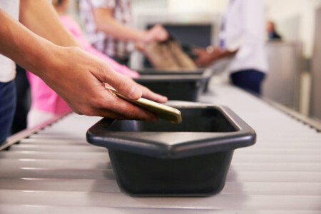 AIRPORT TRAYSVIRUS CARRIERS