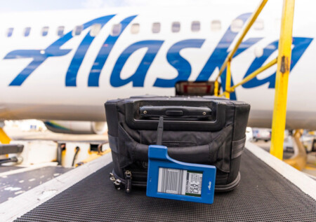 Alaska Airlines Launches First U.S. Electronic Bag Tag Program The Alaska Airlines electronic bag tag is estimated to reduce guests' time spent in airport lobbies by 40%