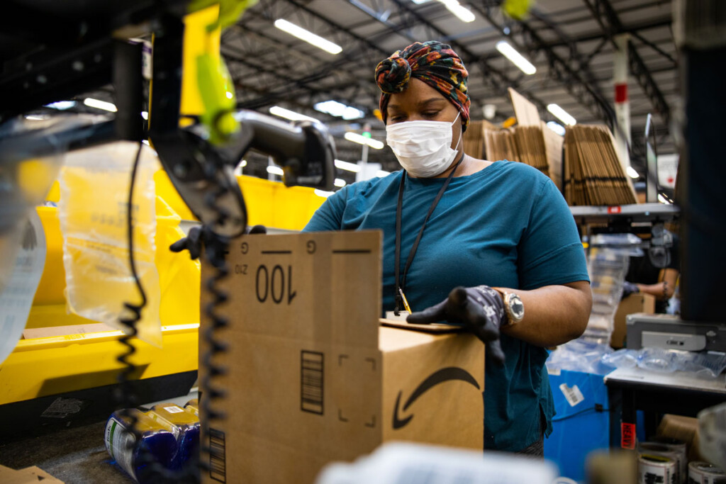 Amazon Associate wearing PPE Metropolitan Airport News