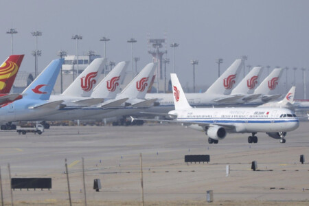 CHINESE AIRLINES LINE UP AT SHANGHAI AIRPORT Metropolitan Airport News