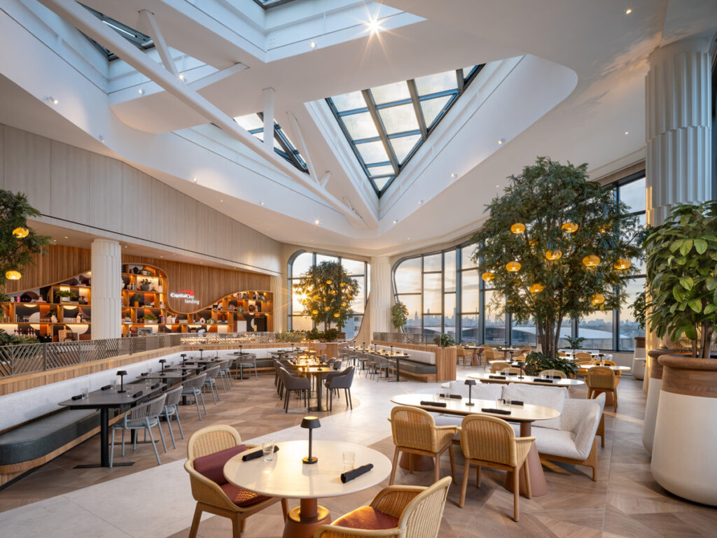 Flagship Capital One Landing Opens at LaGuardia Airport’s Terminal B