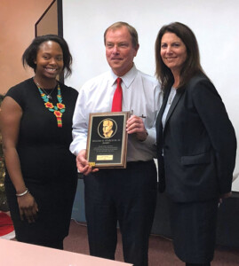 LaGuardia Airport’s Chris Rhoads Receives William Spurgeon Award