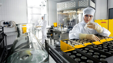 DHL Supply Chain Investing $400 Million to Grow Its U.S. Pharmaceutical and Medical Device Distribution Network DHL Supply Chain Investing $400 million to Grow Its U.S. Pharmaceutical and Medical Device Distribution Network