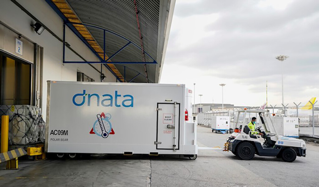 dnata’s New Airside Cool Transporter: An Innovation to Support Vaccine Distribution DNATA COOL DOILIES Metropolitan Airport News
