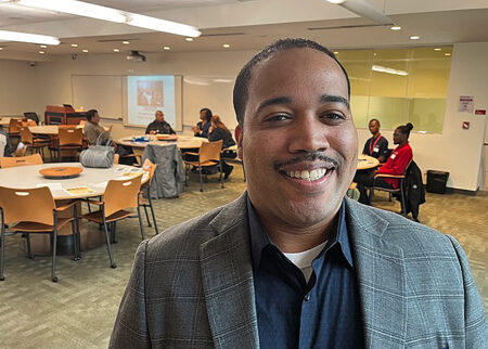 Connecting Vets to NY Airport Jobs Dennis Torres shared his abundant skills from the military with recruiters from WFS, ASAK, TSA, and more at the "Edge4Vets at Airports" workshop on May 22 hosted by Vaughn College. Edge4Vets prepares and connects veterans to jobs that can lead to careers.