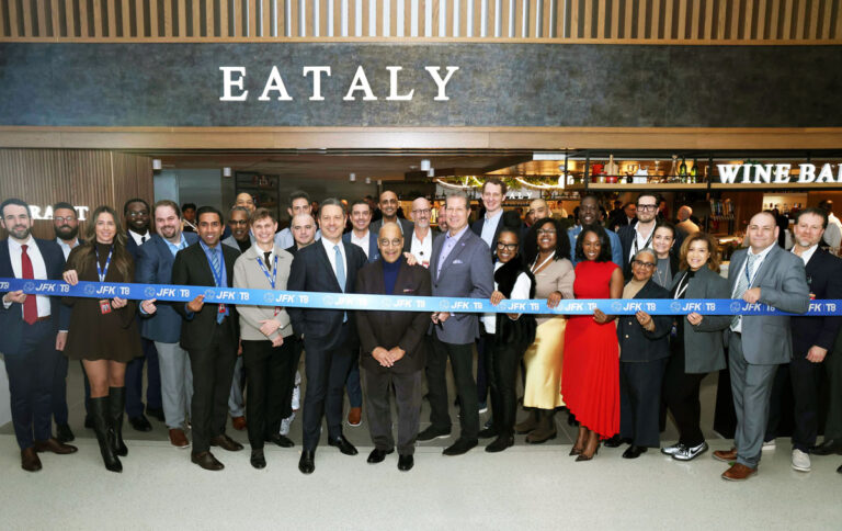 HMSHost Partners with Eataly to Bring Authentic Italian Cuisine to Terminal 8 at JFK Airport HMSHost Enters Partnership with Eataly to Bring Authentic Italian Cuisine to North America’s Airports.