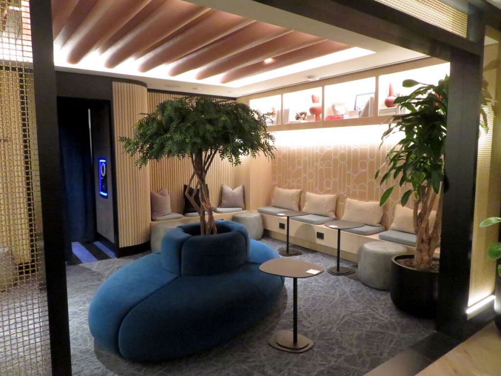 Chase Announces the Opening of Chase Sapphire Lounge by The Club at LaGuardia Airport’s Terminal B New York Airport Family room at entrance to arcade Metropolitan Airport News