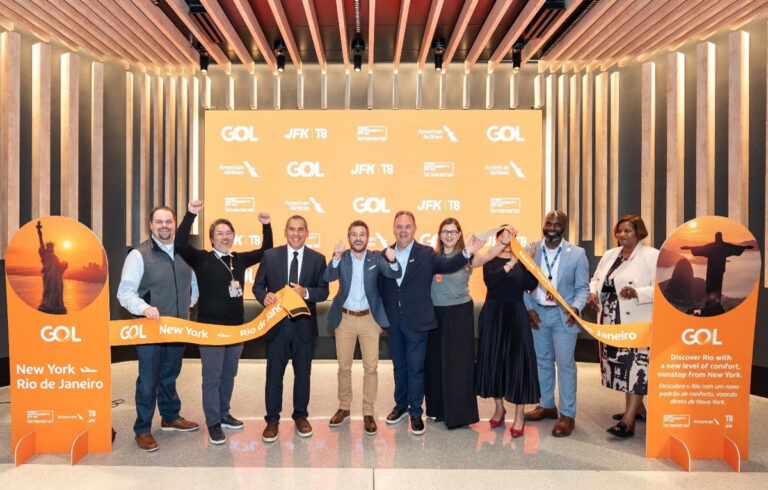 GOL Linhas Aéreas Ribbon-cutting ceremony at the JFK Airport
