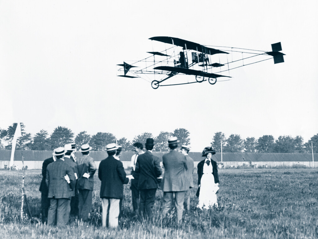 Glenn Curtiss' & Golden Flyer