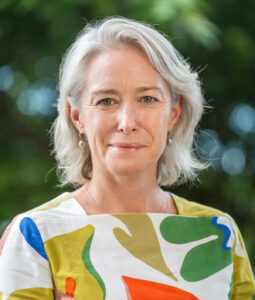 Hawaiian Airlines, Diana Birkett-Rakow