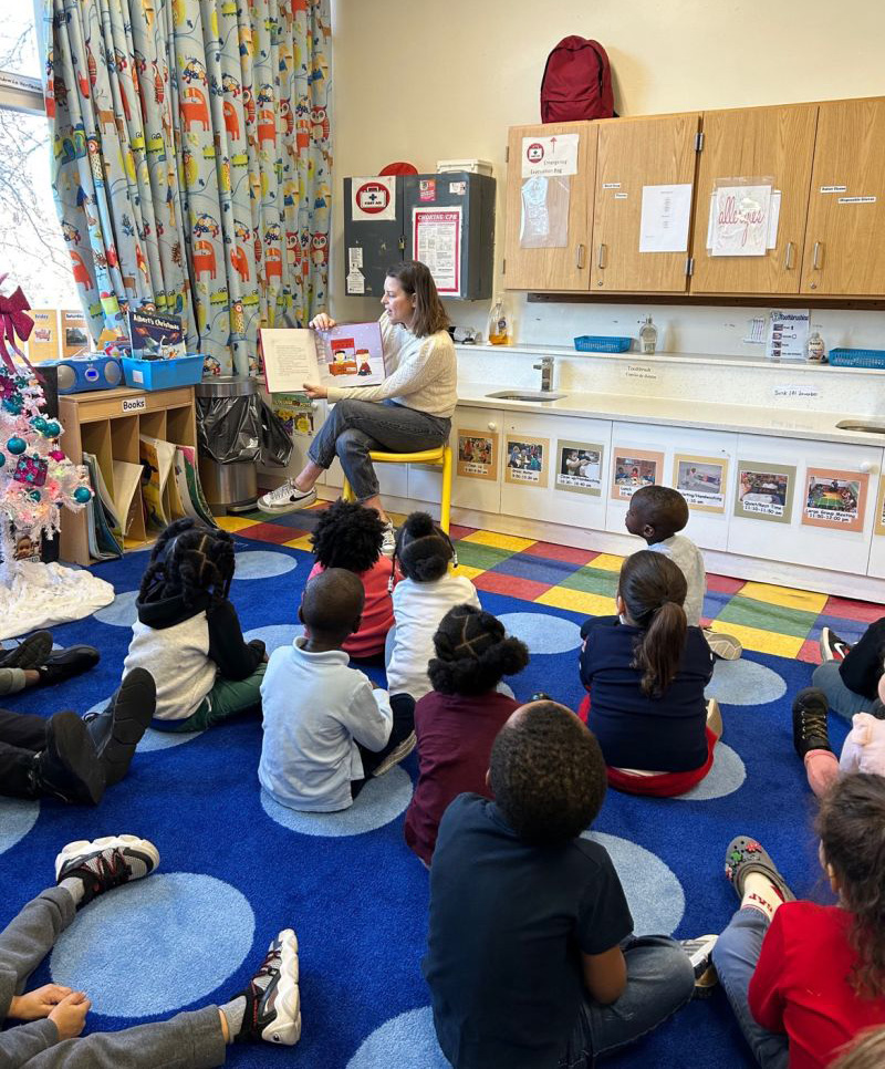 LeSher Harvey New York Airport The PoP team read holiday story time favorites to young guests at the Saratoga Family Residence of Homes for the Homeless in Dec.