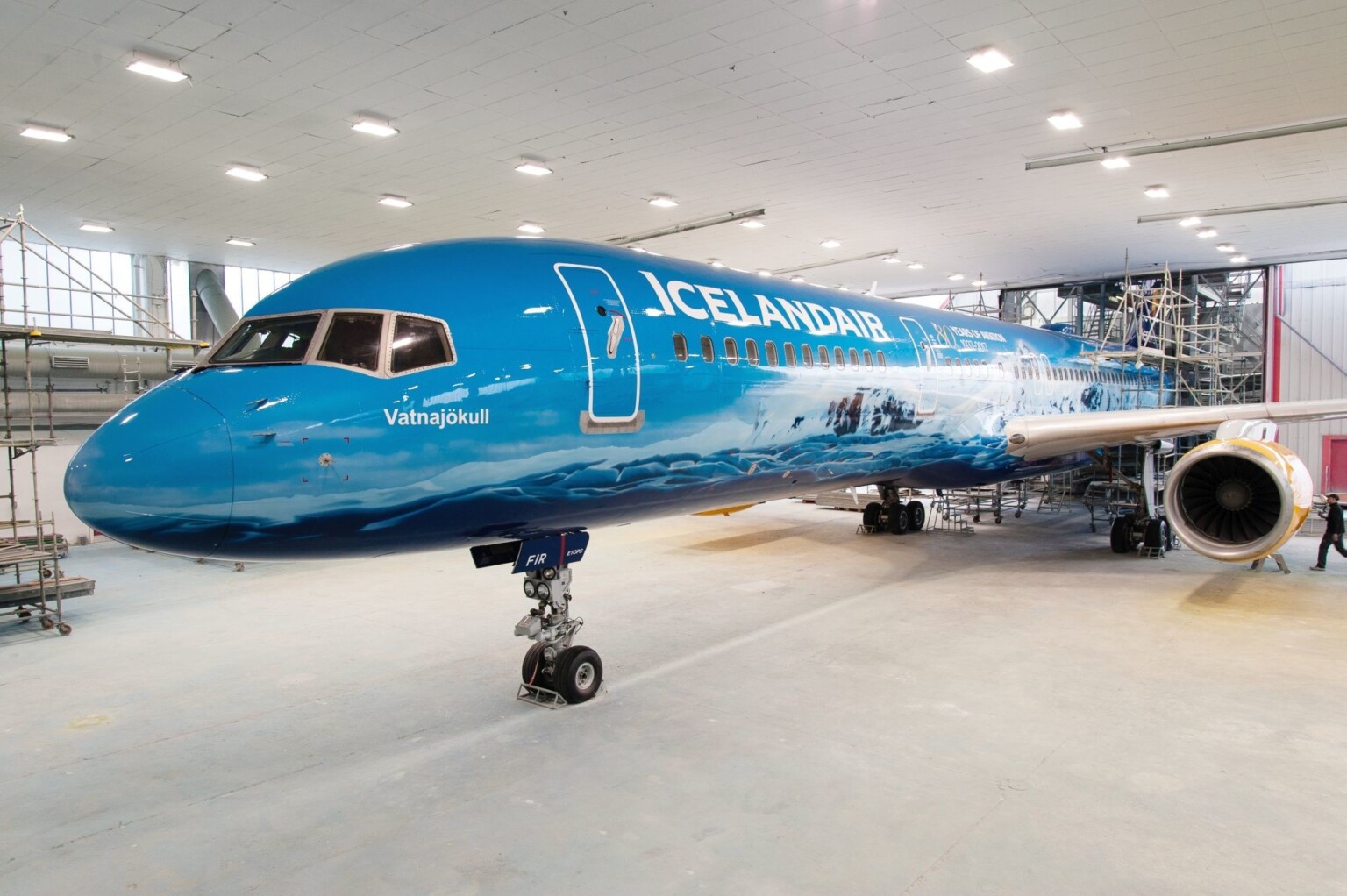 Is This the ‘Coolest’ Plane Ever? Step Into a Glacier Before you Arrive in Iceland, With Icelandair Icelandair Boeing-757-200 Livery 2