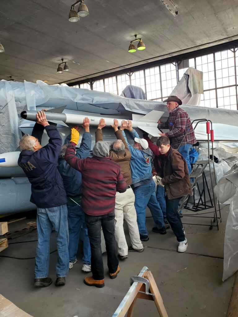 F-14D Tomcat ‘Felix 101’ Comes Home New York Airport InsideRestorationHangar Metropolitan Airport News