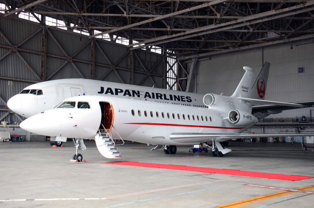Japan Airlines and Dassault Falcon Service to Offer Private Jet Service JAL FalconJet Metropolitan Airport News