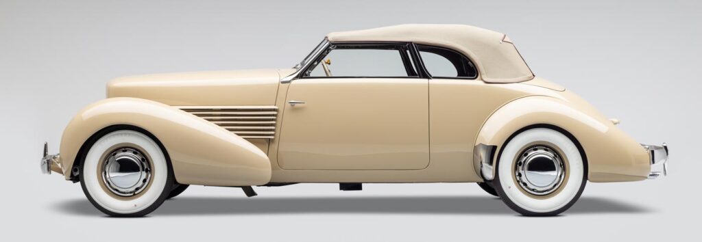Perfectly Preserved Cord Perpetuates Earhart Legacy New York Airport JBS 1937 Cord 812 001 Metropolitan Airport News