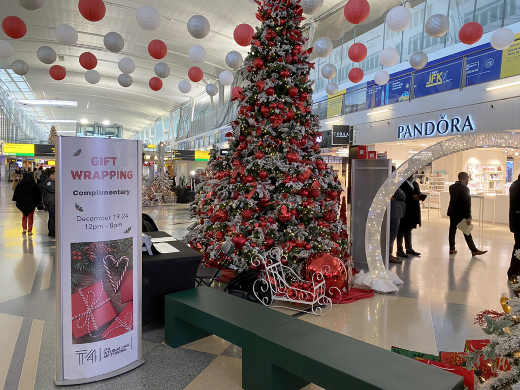 JFKT4 Pop Up Holiday Street Market Metropolitan Airport News
