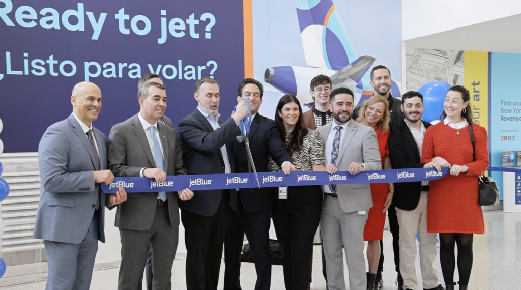JetBlue and Empire State Development Commemorate Rebranded Terminal 5 Skywalk at JFK Airport Jetblue T5 ribbon cutting