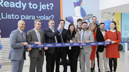 Jetblue T5 ribbon cutting