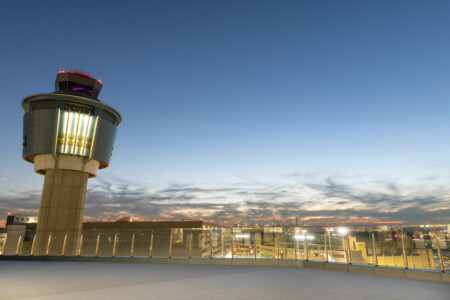 LGA Capital One Landing Andrew Kelly 5 Metropolitan Airport News