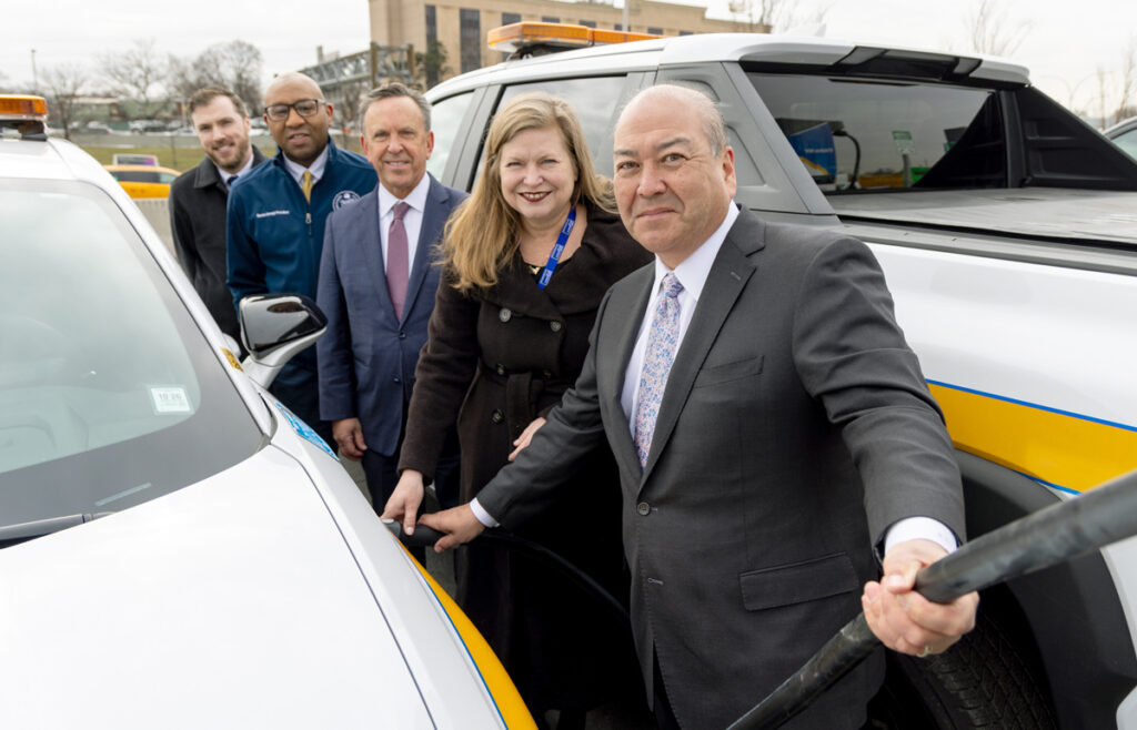 LaGuardia EV Chargers 1 Metropolitan Airport News