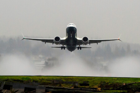 Boeing 737 MAX 8