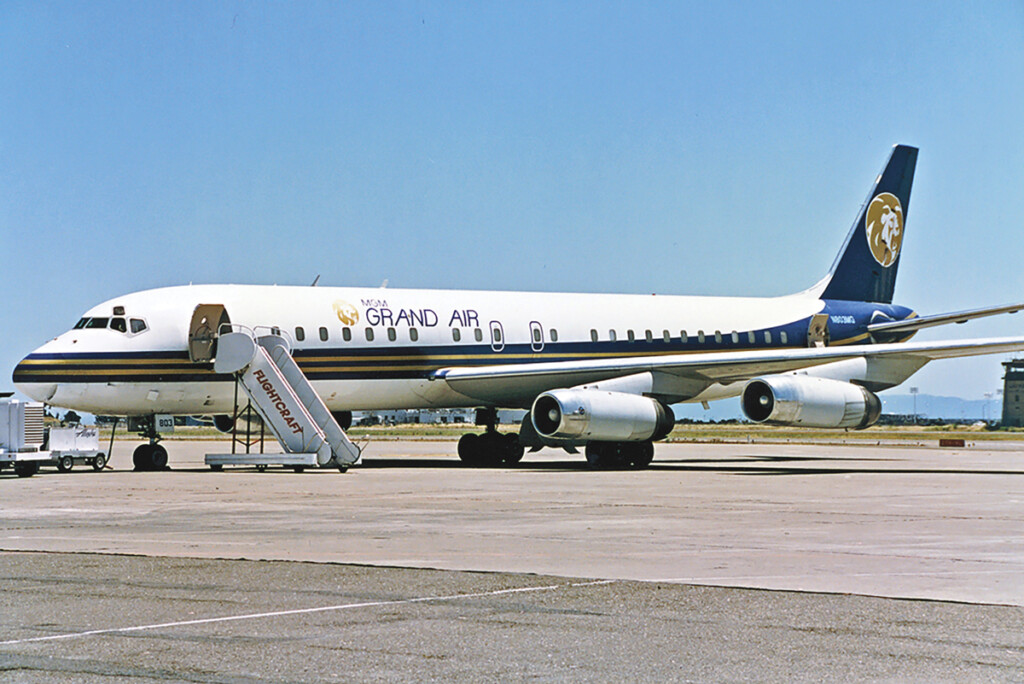 MGM Grand Air: Airline or Corporate Jet? MGM Grand Air Metropolitan Airport News