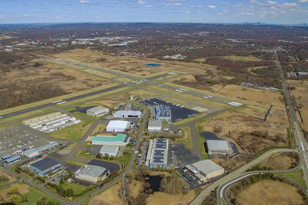 Morristown Municipal Airport (MMU)