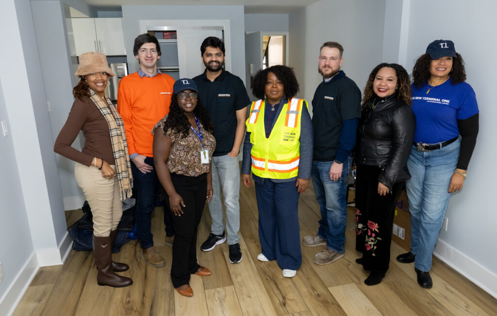 NTO & Vanderlande Help Furnish Homes for the Holidays