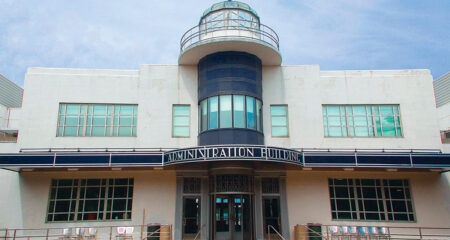 Building 1 at Newark Liberty International Airport.