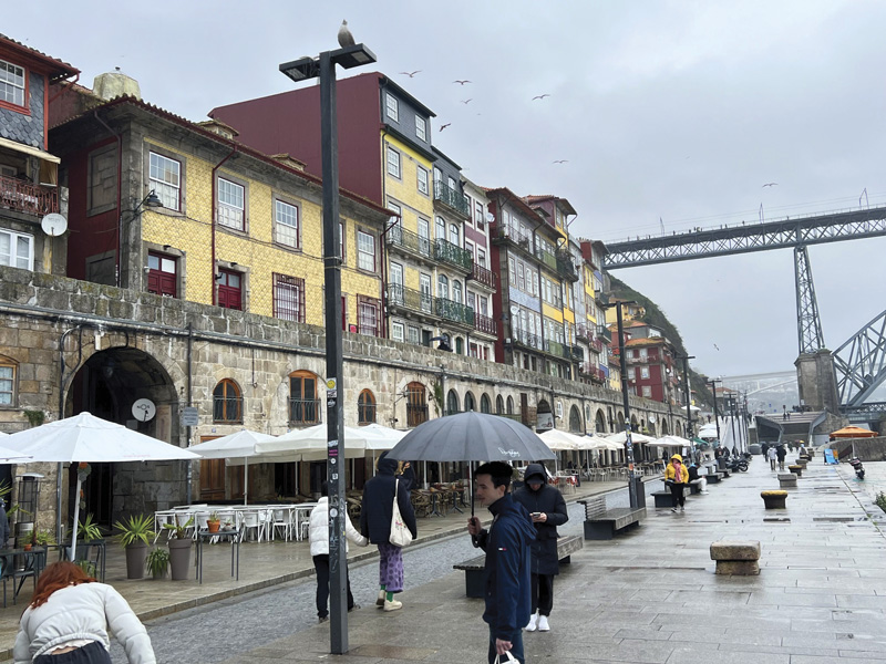 One Day Visit to Porto Portugal 6 Metropolitan Airport News