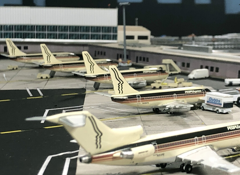 The Roaring Eighties at Newark International Airport New York Airport PEOPLExpress 4 Metropolitan Airport News