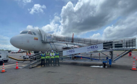Over 60 Aircraft in the Avianca Fleet Now Feature More Visible Row Markers With Braille and Higher Contrast Rampa abordaje Avianca Metropolitan Airport News