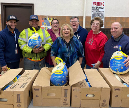 Royal Waste Distributes Thousands of Turkeys Across NYC