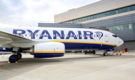 Boeing and Ryanair Celebrate Delivery of Airline’s 450th Next-Generation 737-800 Ryanair Boeing 737-800