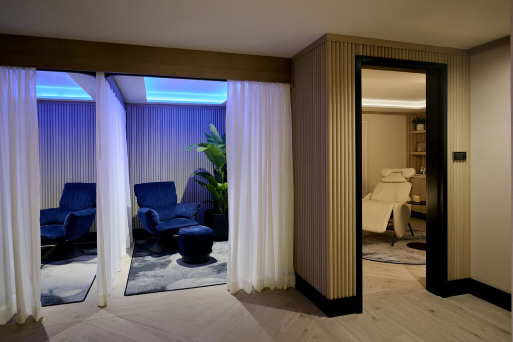 Chase Announces the Opening of Chase Sapphire Lounge by The Club at LaGuardia Airport’s Terminal B New York Airport Sapphire Lounge LGA JASON SCHMIDT 110923 B11232163587 WELLNESS ROOM 0017v3 Metropolitan Airport News