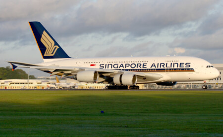 Singapore Airlines acft a380 Metropolitan Airport News