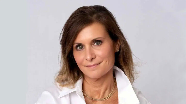 Stephanie Evans Greene, Senior Vice President, Marketing and Brand, JetBlue