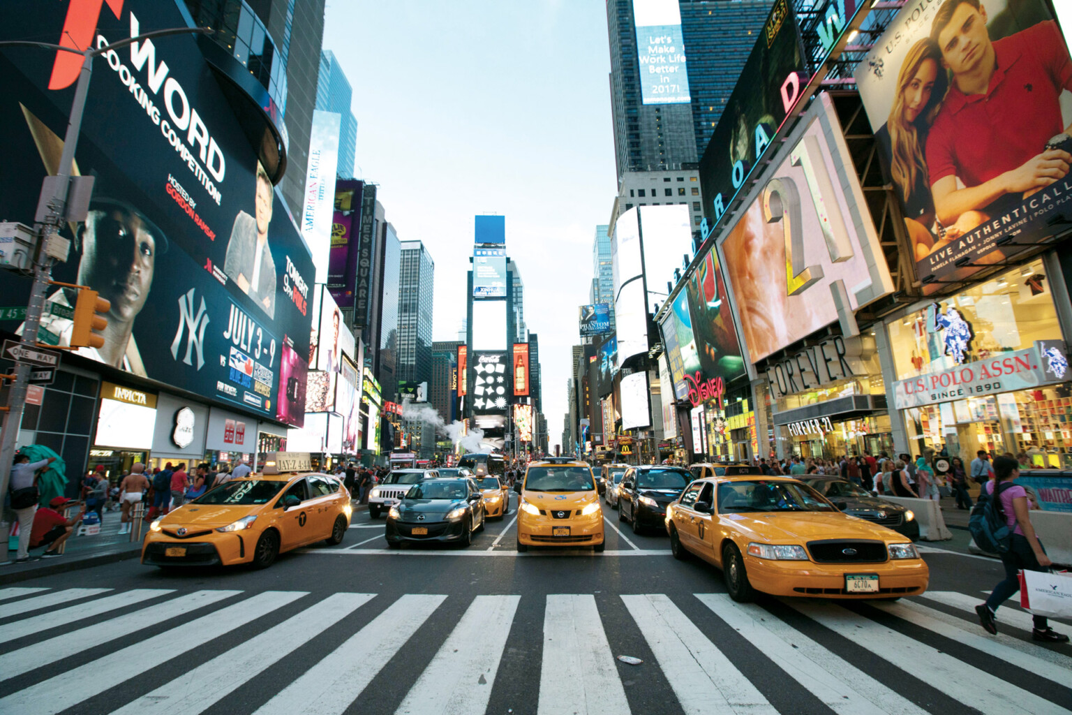 Touring New York City: Times Square Metropolitan Airport News