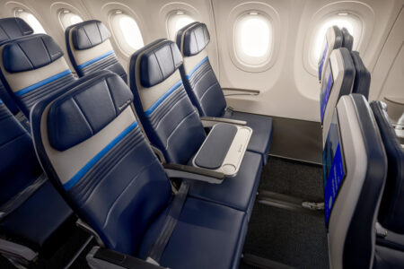 United Airbus A321 XLR Economy Plus Middle Seat
