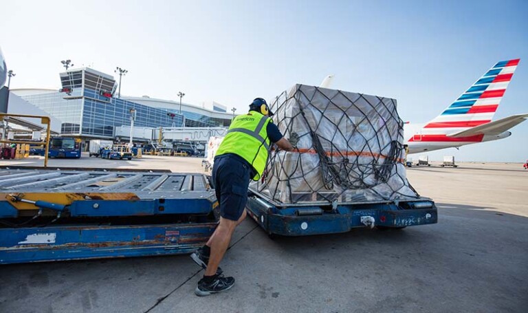 American Airlines Cargo Notches Record-setting Quarter american notches record setting quarter Metropolitan Airport News