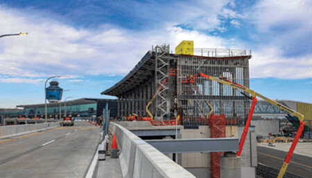 Central Hall under construction at LaGuardia Airport