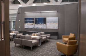 News Releases Air Canada's Latest Maple Leaf Lounge Opens in New York-LaGuardia Airport's New Terminal
