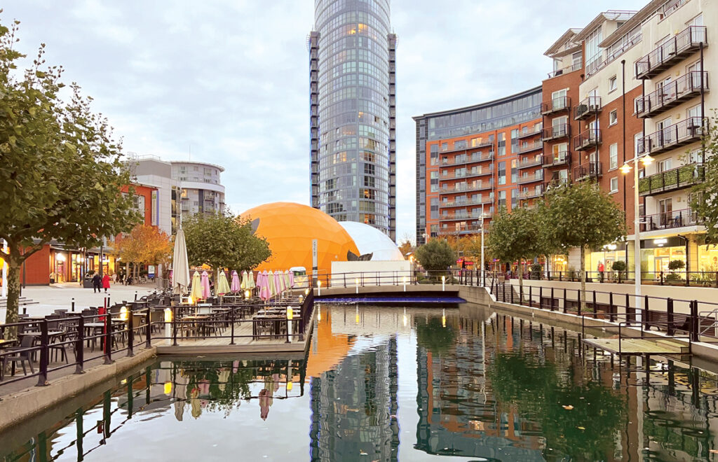 A Cruise Stay Alternative 
to Southampton, England